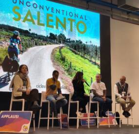 Sul palco a parlare di cicloturismo in Puglia